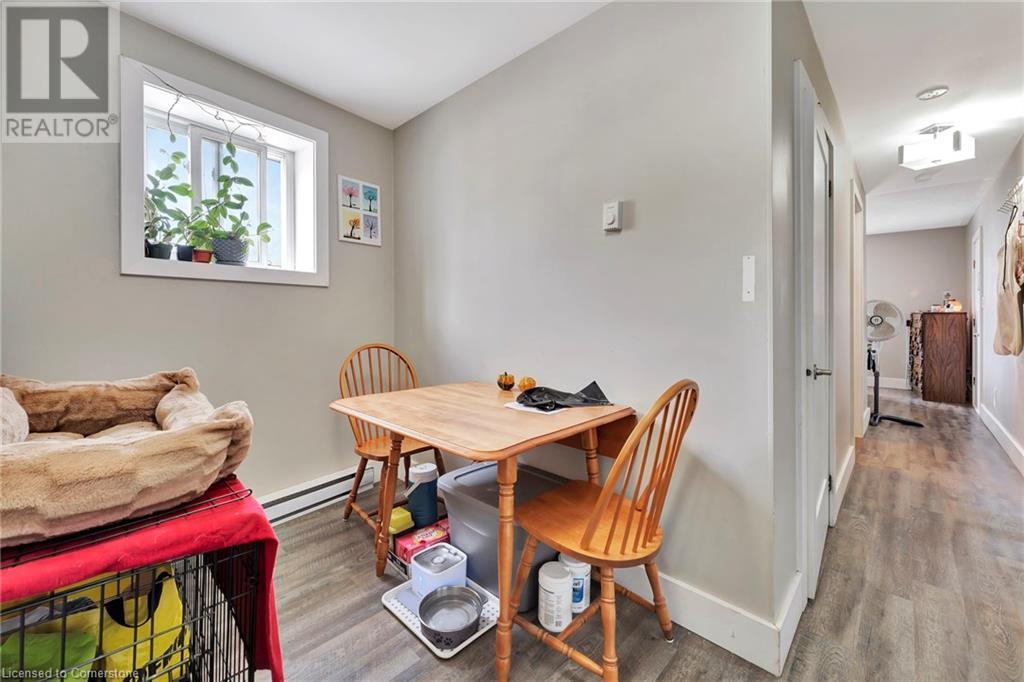 49 Dumfries Street, Paris, Ontario  N3L 2C9 - Photo 18 - 40714280