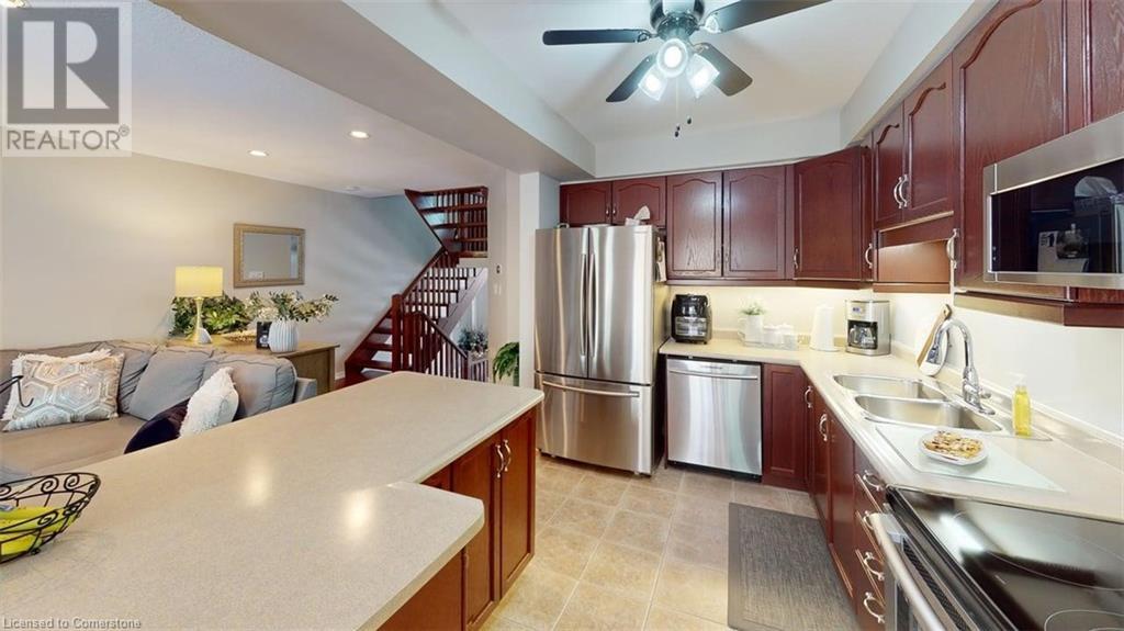 348 Highland Road W Unit# 3, Stoney Creek, Ontario  L8J 3W5 - Photo 11 - 40731152
