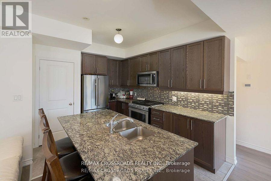 12 - 2726 William Jackson Drive, Pickering, Ontario  L1X 0E6 - Photo 6 - E12179878