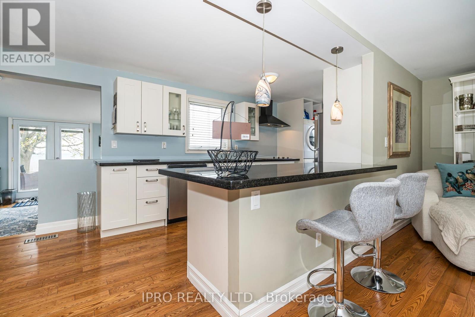 61 Bluffs Road, Clarington, Ontario  L1B 1A6 - Photo 11 - E12179969