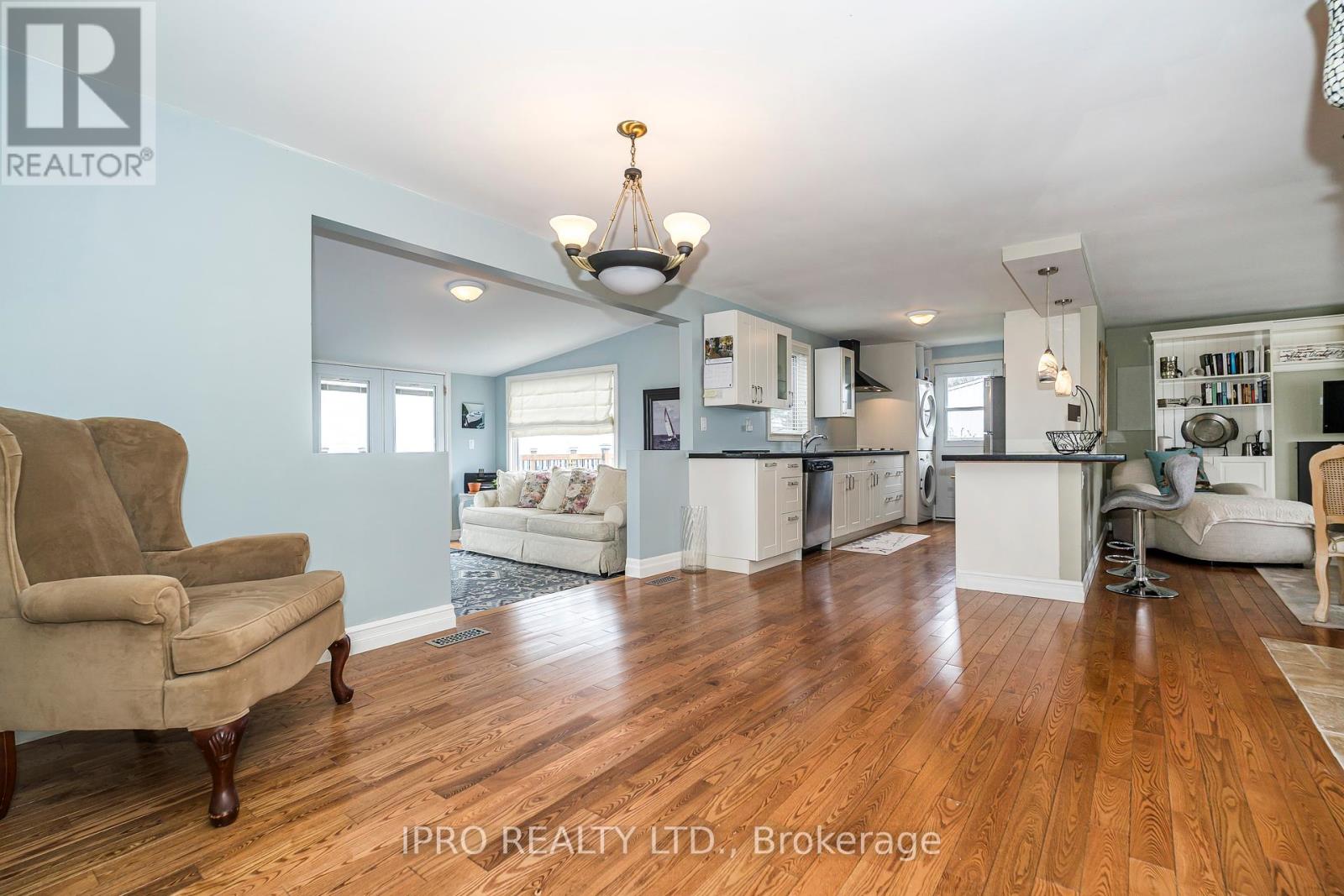 61 Bluffs Road, Clarington, Ontario  L1B 1A6 - Photo 18 - E12179969