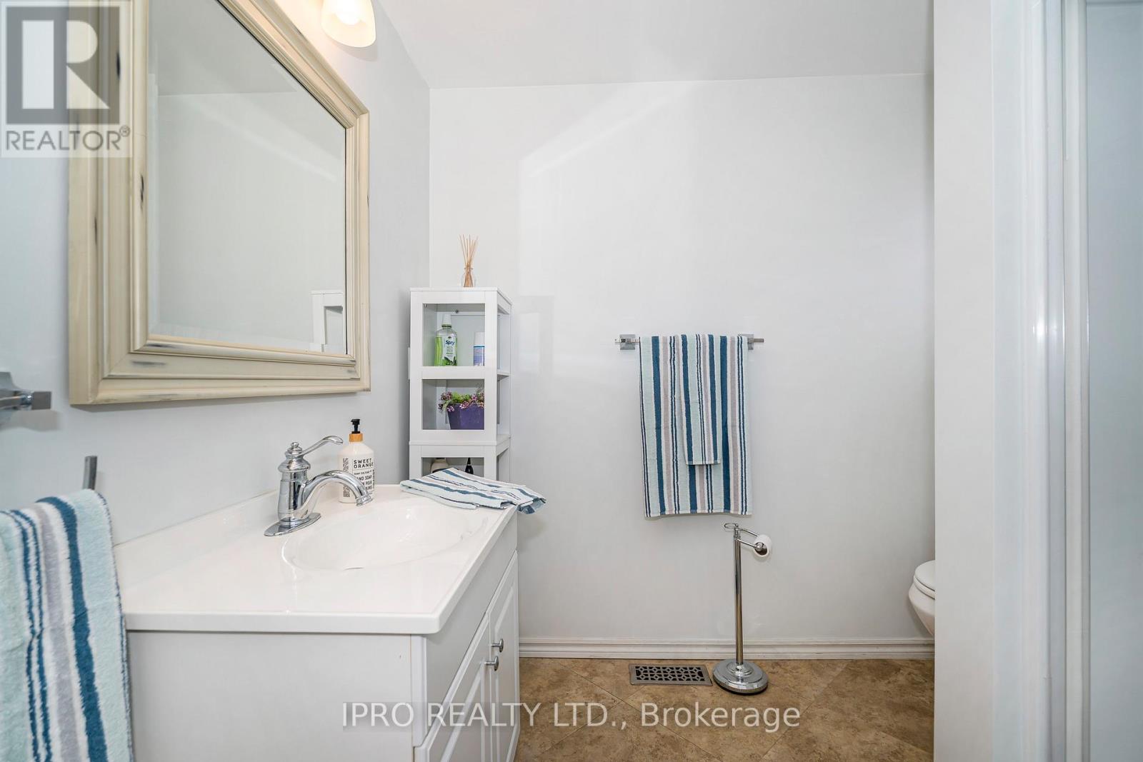 61 Bluffs Road, Clarington, Ontario  L1B 1A6 - Photo 25 - E12179969