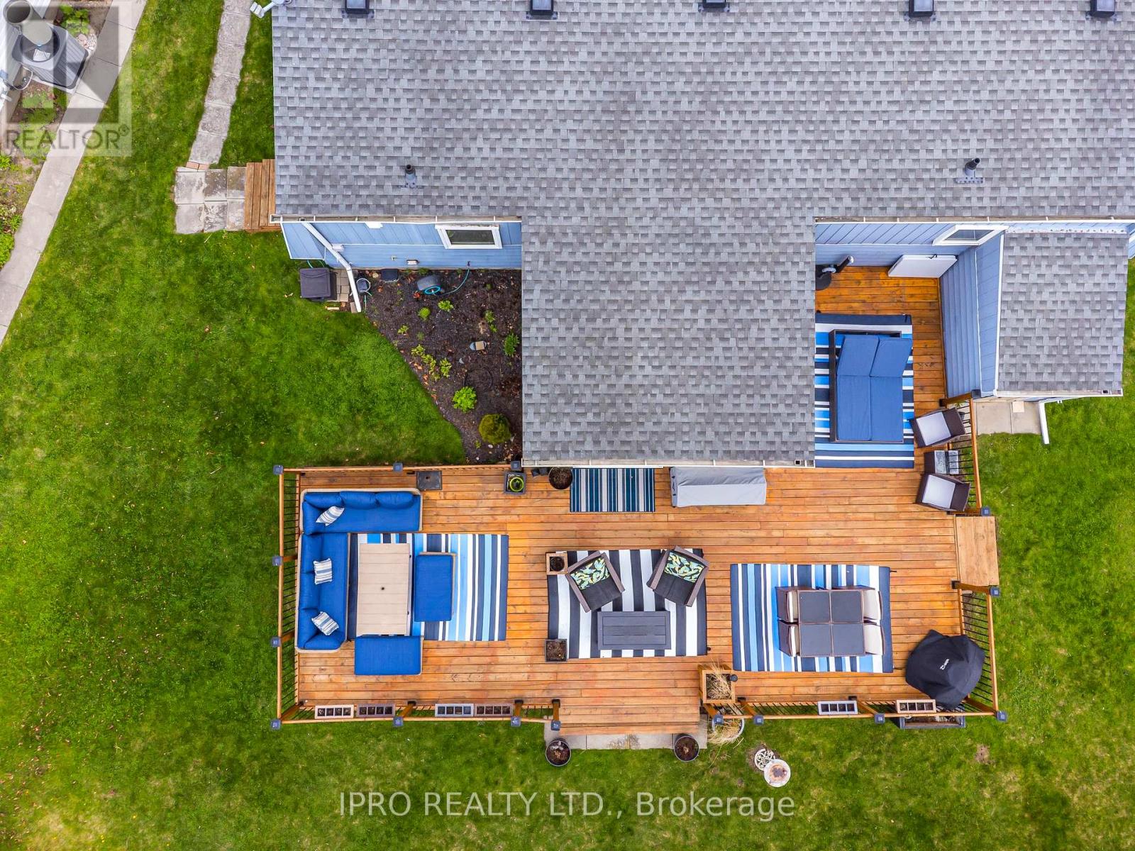 61 Bluffs Road, Clarington, Ontario  L1B 1A6 - Photo 5 - E12179969