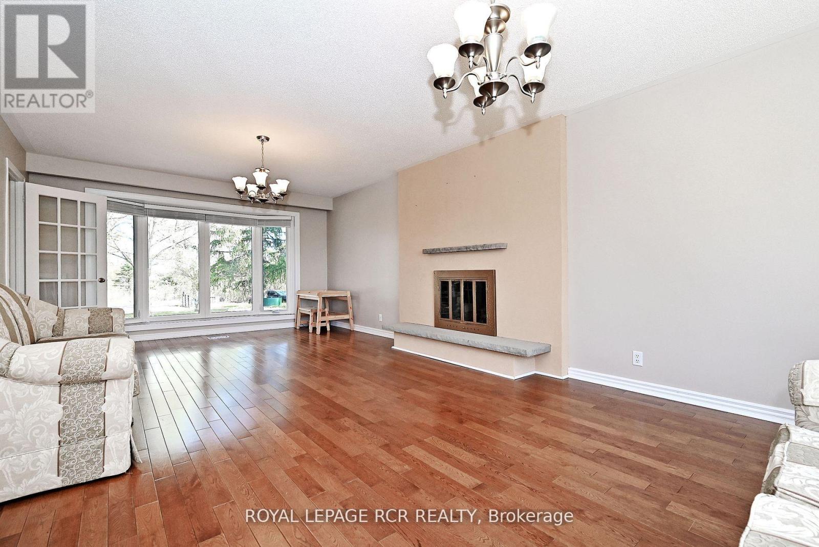6215 17th Side Road, King, Ontario  L0G 1T0 - Photo 9 - N12179875