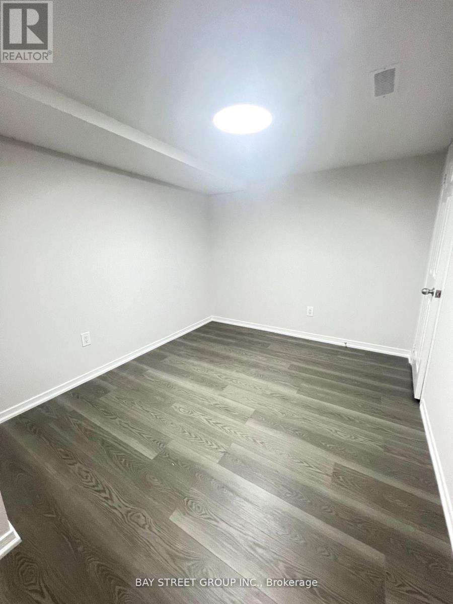 Lower - 21 Wincanton Road, Markham, Ontario  L3S 3H6 - Photo 8 - N12179925