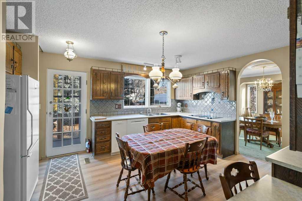 2308 Palisade Drive Sw, Calgary, Alberta  T2V 3V1 - Photo 7 - A2190474