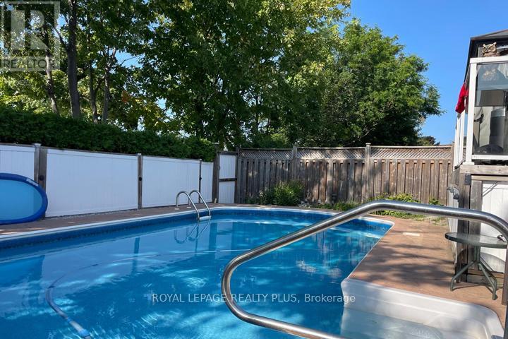 6128 Maple Gate Circle, Mississauga, Ontario  L5N 7A9 - Photo 33 - W12179868