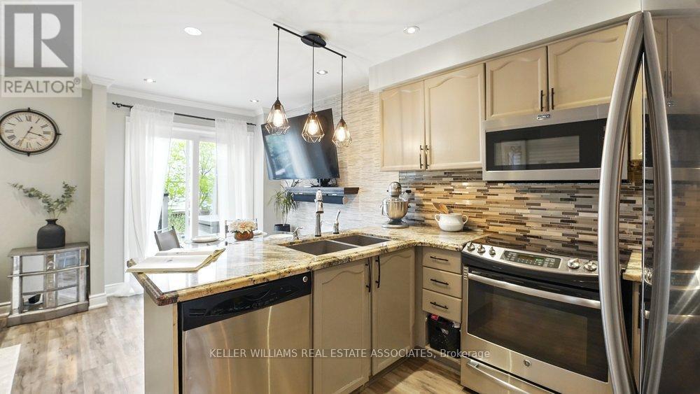 599 Ashprior Avenue, Mississauga, Ontario  L5R 3N3 - Photo 13 - W12179910