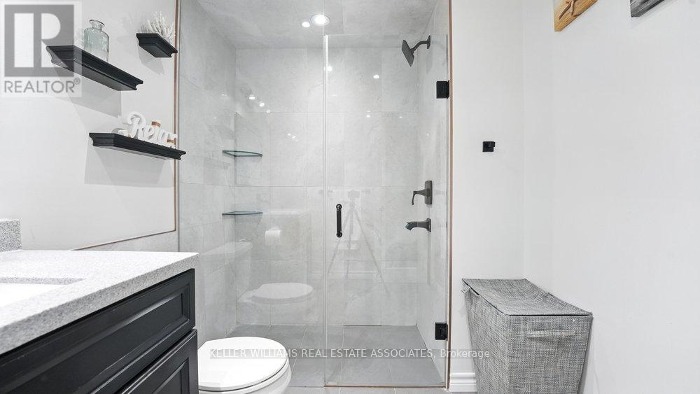 599 Ashprior Avenue, Mississauga, Ontario  L5R 3N3 - Photo 24 - W12179910