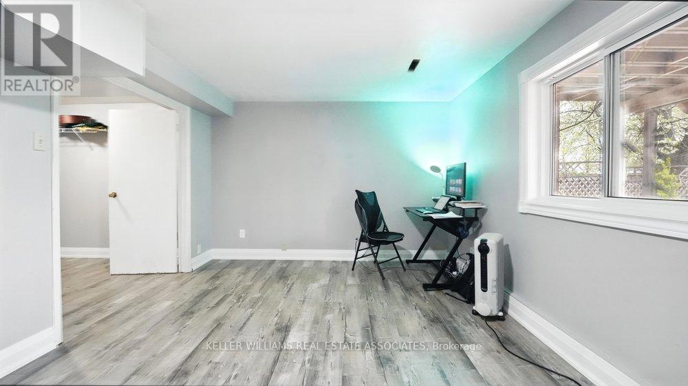 599 Ashprior Avenue, Mississauga, Ontario  L5R 3N3 - Photo 33 - W12179910