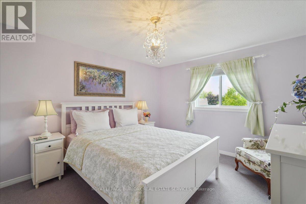 3346 Judy Court, Burlington, Ontario  L7M 3R6 - Photo 25 - W12179920