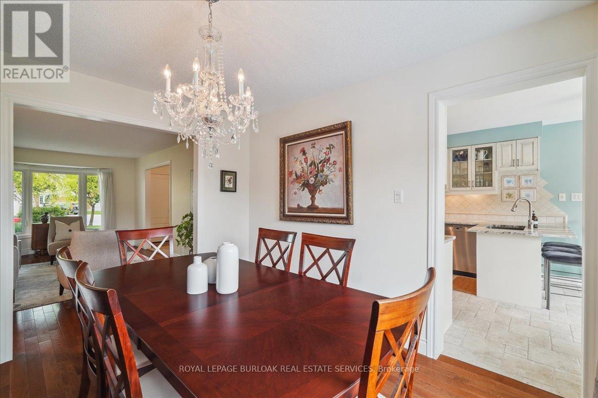3346 Judy Court, Burlington, Ontario  L7M 3R6 - Photo 7 - W12179920