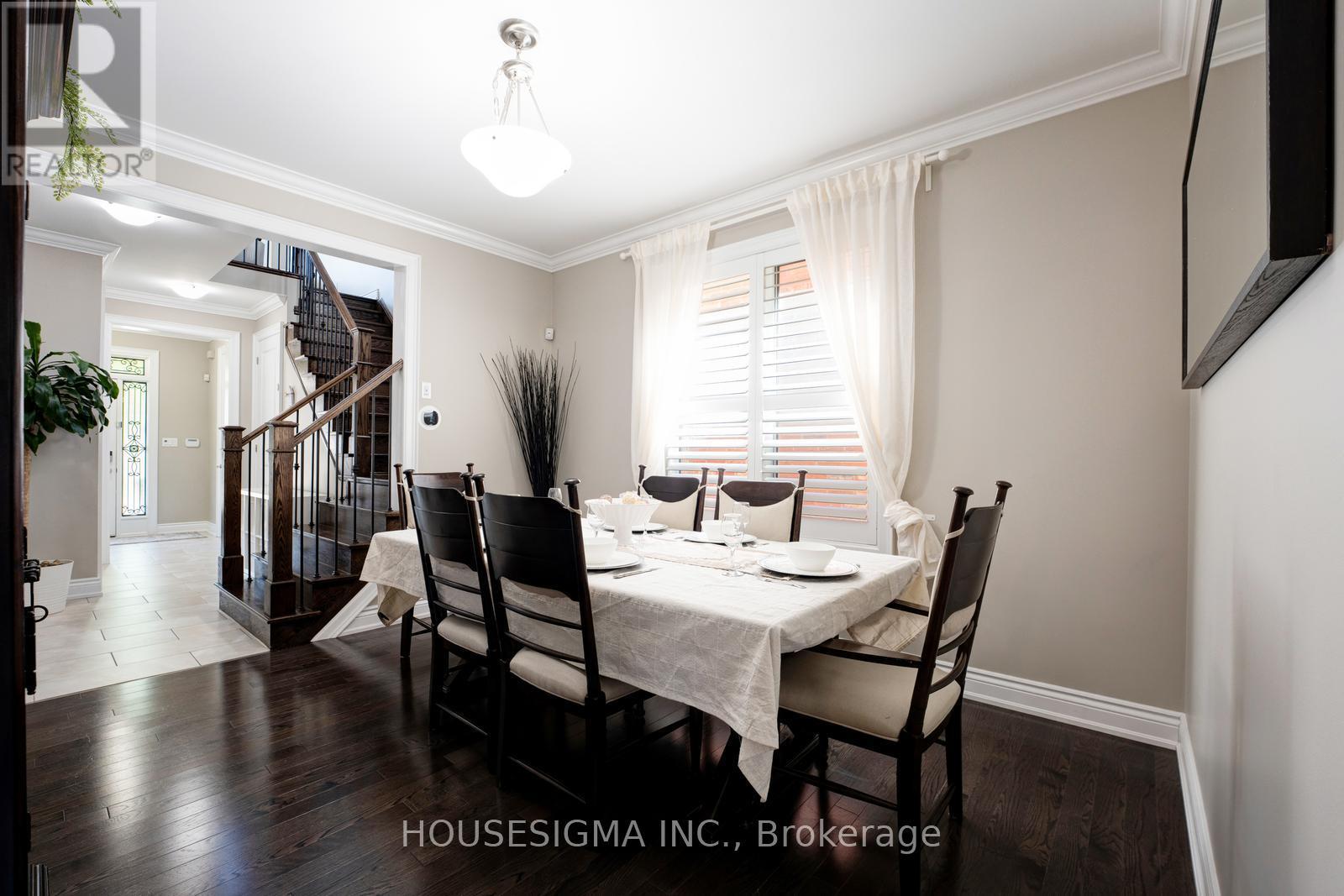 45 Seafair Crescent, Brampton, Ontario  L6Y 5W3 - Photo 10 - W12179923