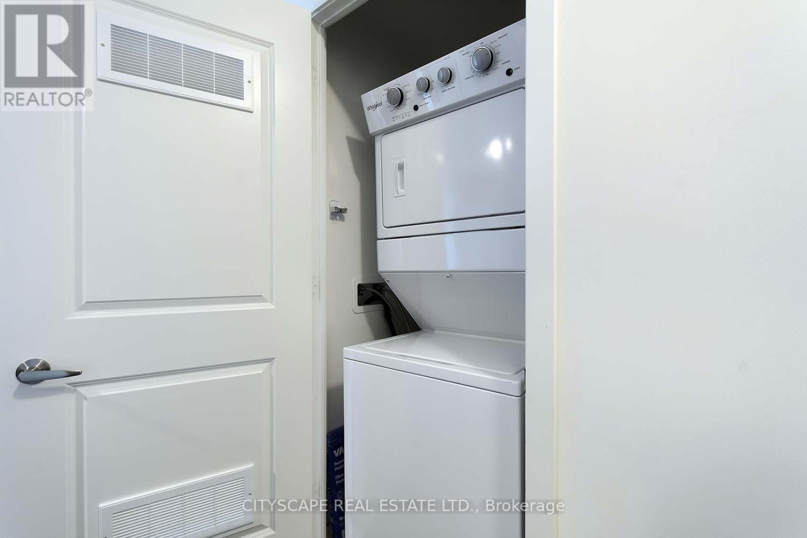 1805 - 4675 Metcalfe Avenue, Mississauga, Ontario  L5M 0Z8 - Photo 28 - W12179946