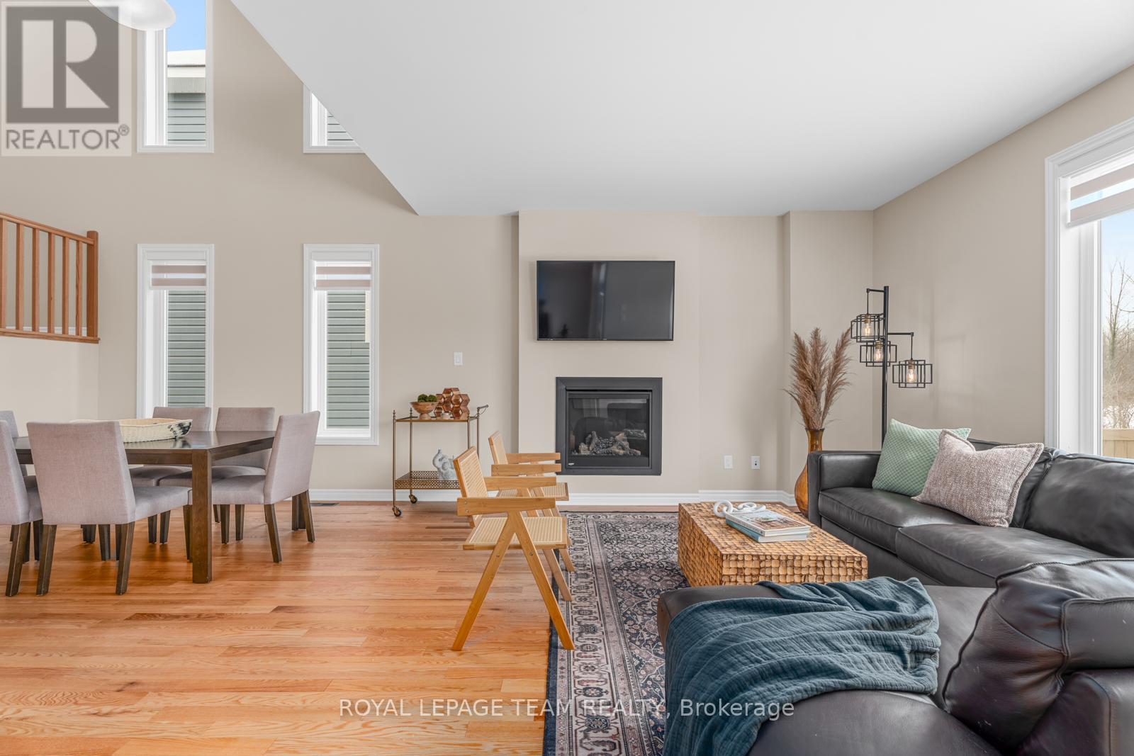 569 Paakanaak Avenue, Ottawa, Ontario  K1X 0H3 - Photo 16 - X12180019