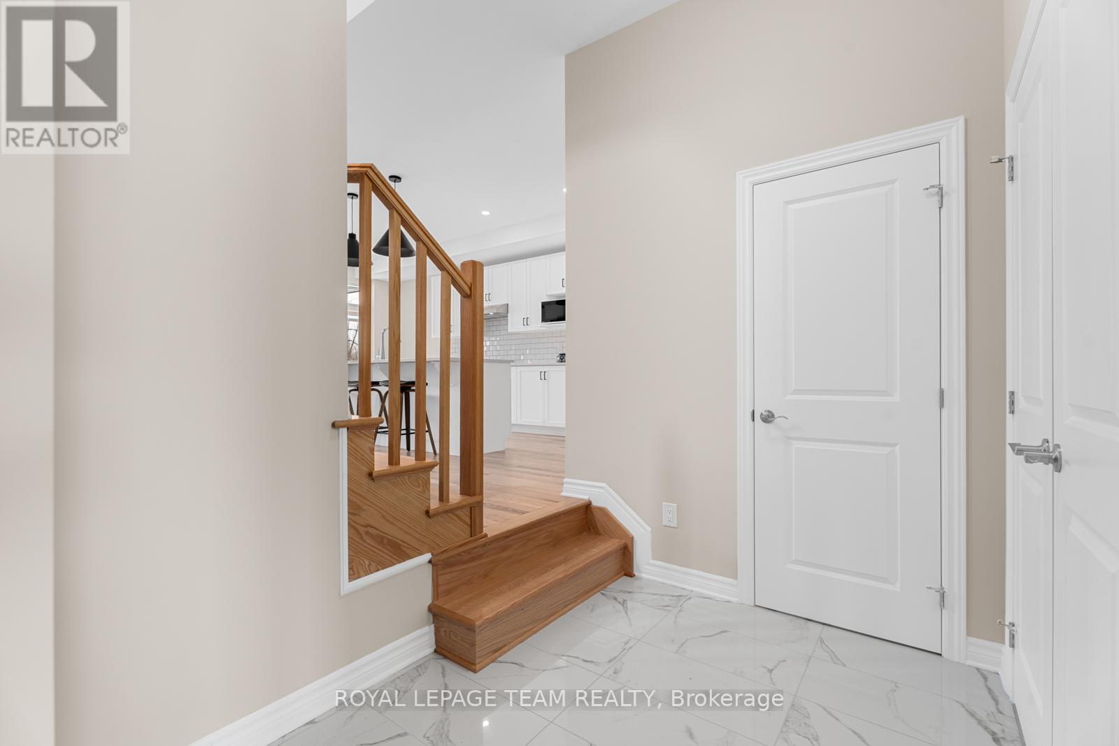 Property at 569 PAAKANAAK AVENUE image 3