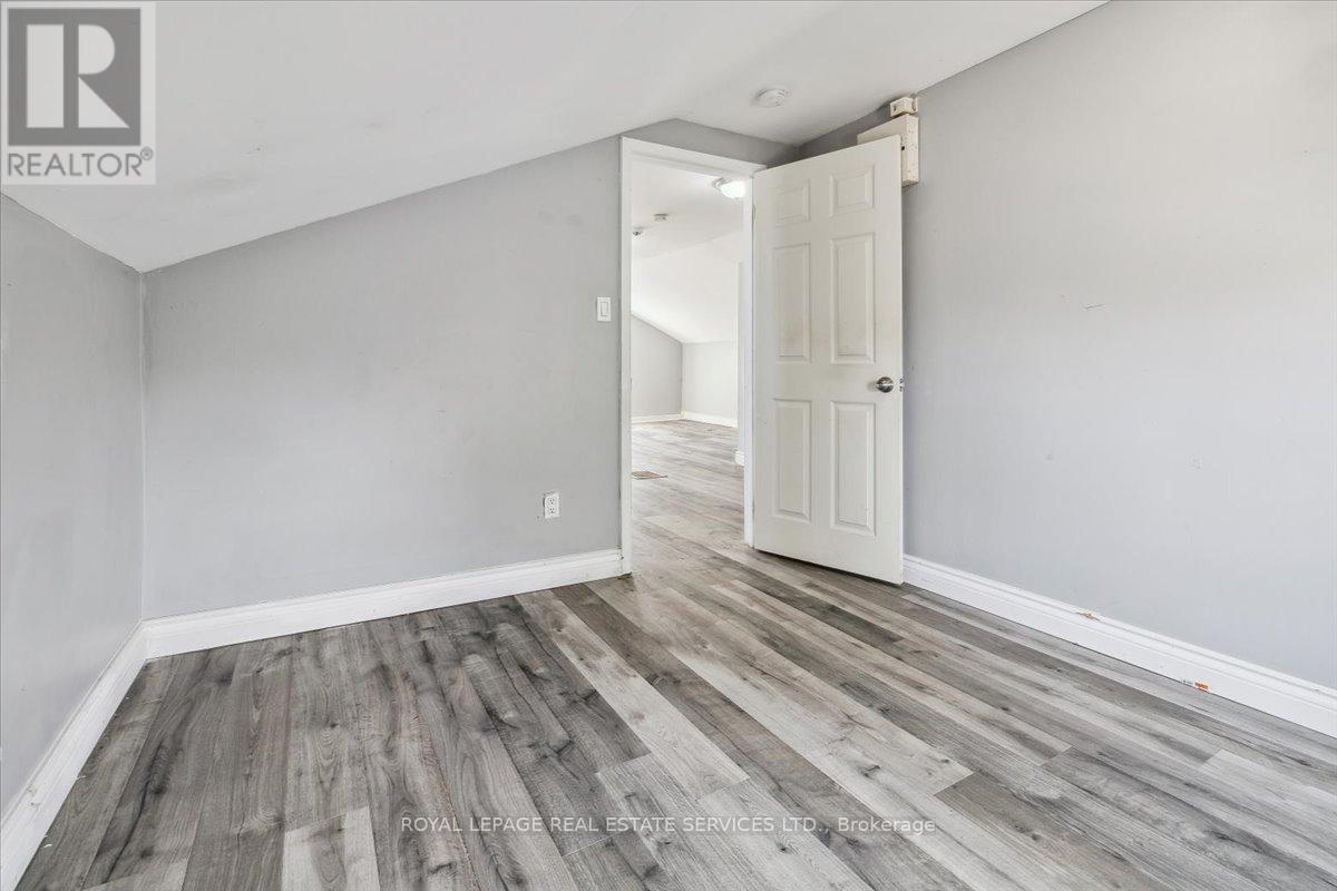 73 Vine Street S, St. Catharines, Ontario  L2R 3X9 - Photo 29 - X12179951