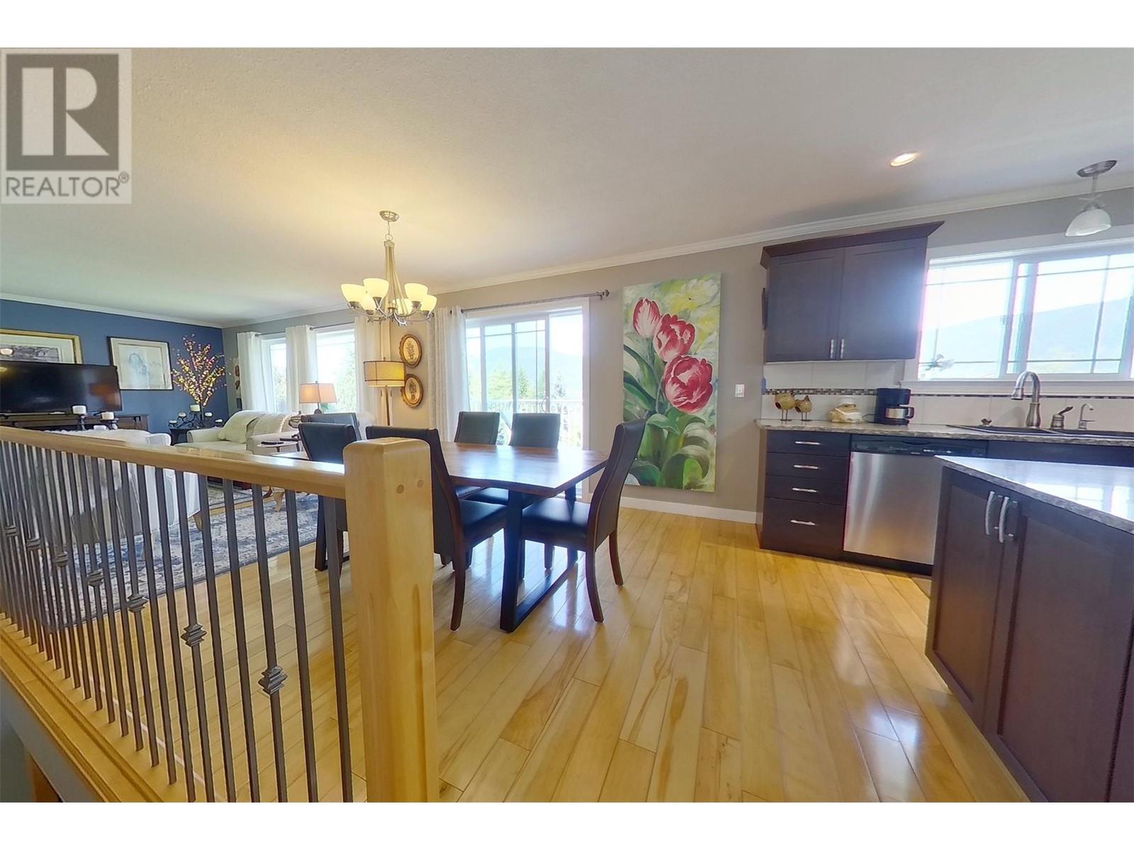 3765 Crestview Rd Road, Creston, British Columbia  V0B 1G2 - Photo 19 - 10349276