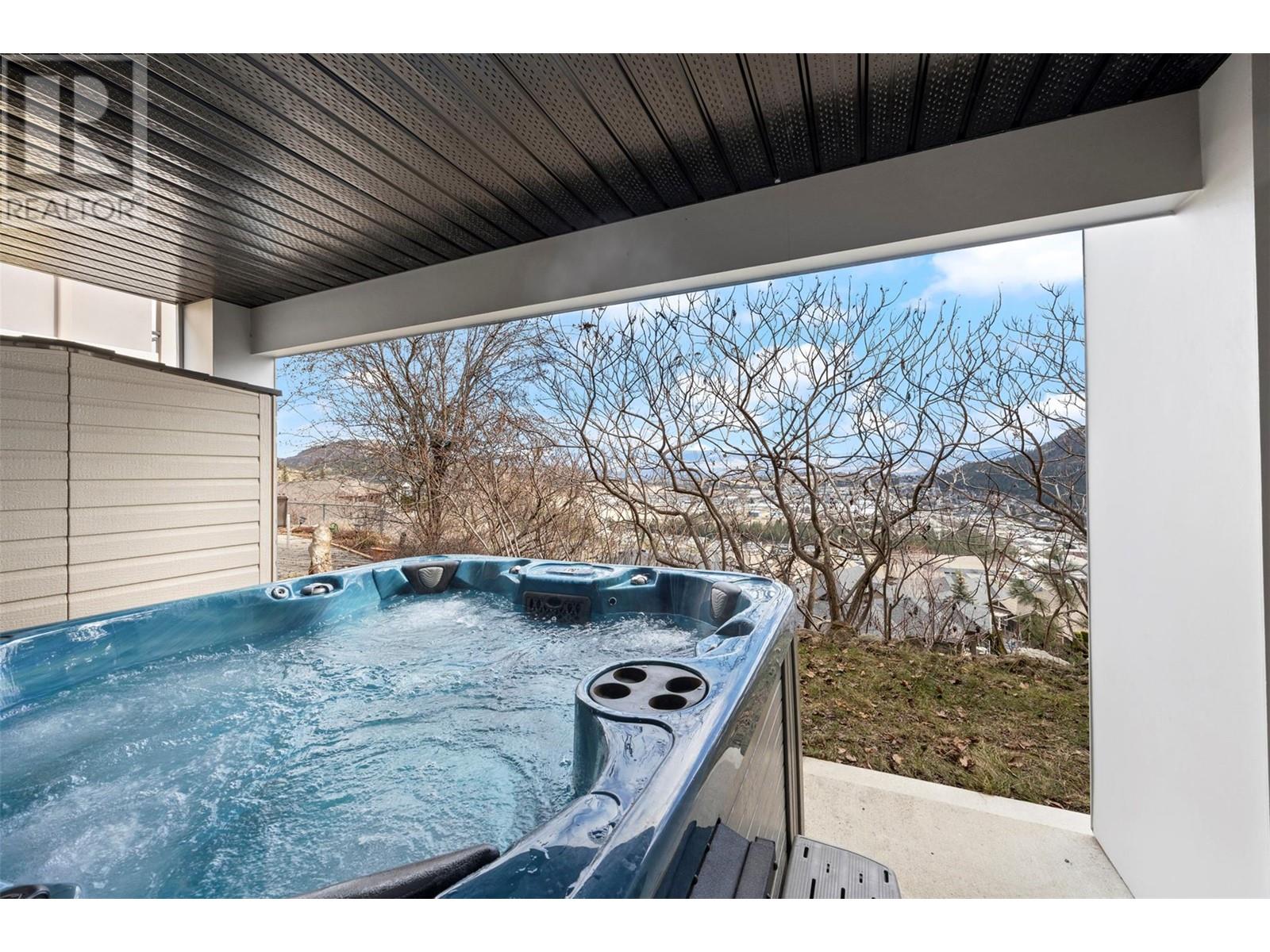 2039 Cornerstone Drive, West Kelowna, BC V4T2Y3