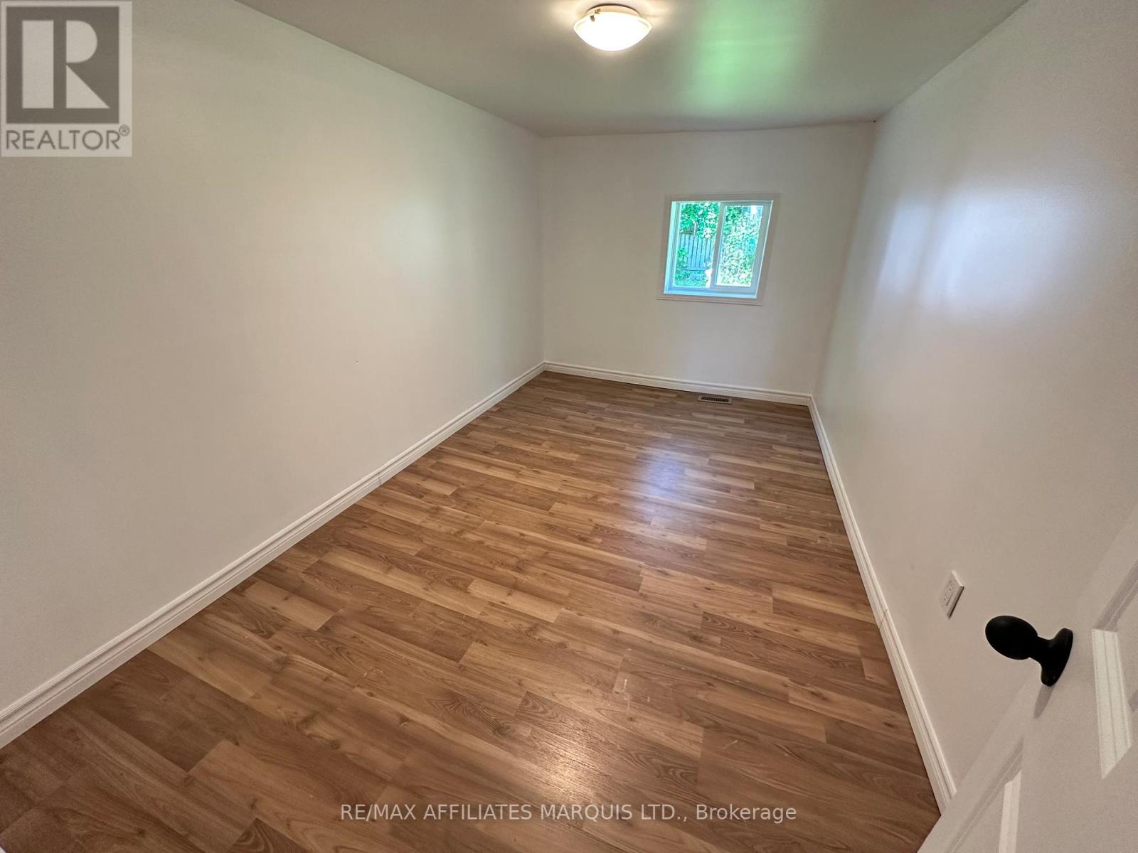1128 Ontario Street, Cornwall, Ontario  K6H 4C8 - Photo 8 - X12180016