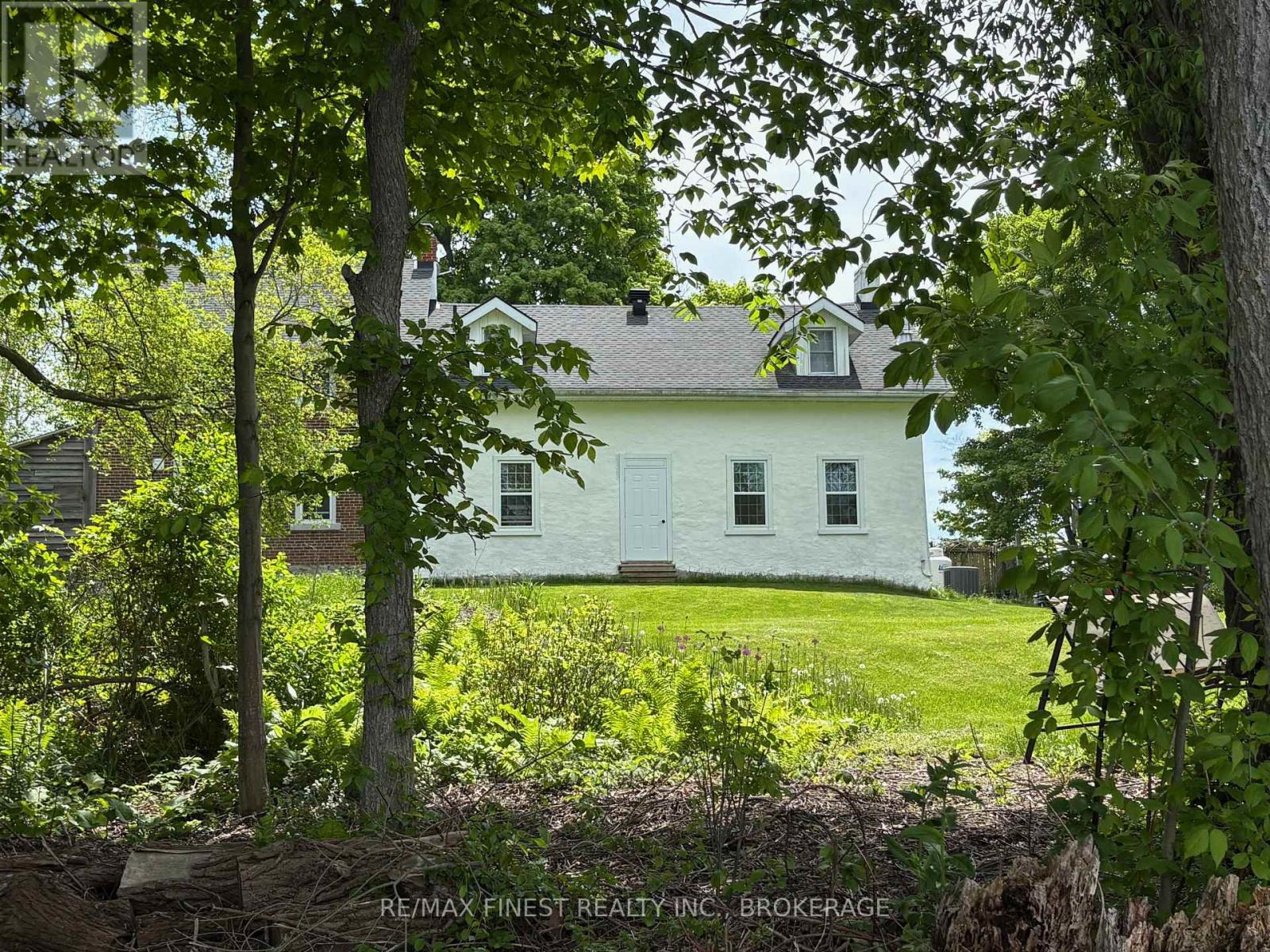 2750 Front Road, Frontenac Islands, Ontario  K0H 2S0 - Photo 37 - X12159508