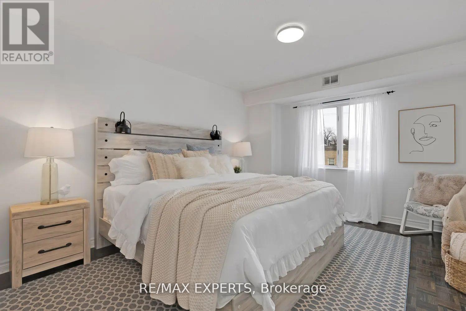 202 - 70 Elmsthorpe Avenue, Toronto, Ontario  M5P 2L7 - Photo 24 - C12180002