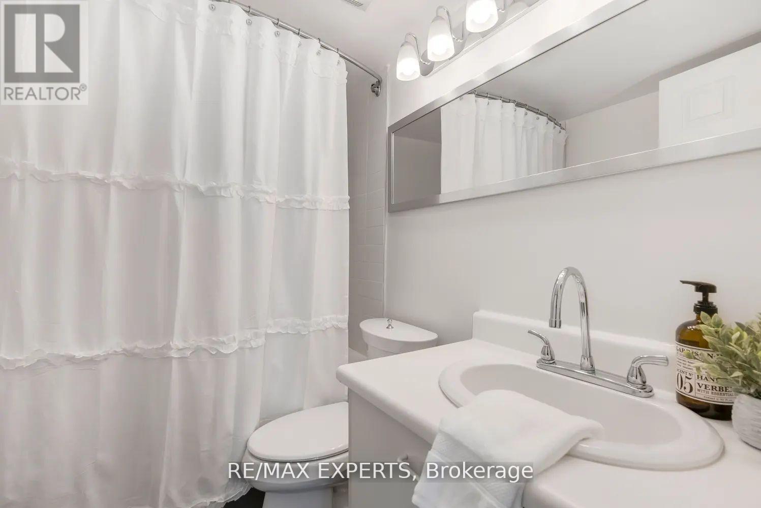 202 - 70 Elmsthorpe Avenue, Toronto, Ontario  M5P 2L7 - Photo 27 - C12180002