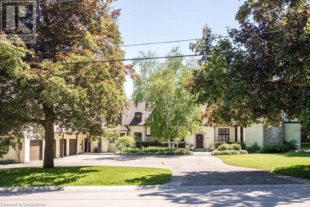 Property at 36 CAYLEY Street image 4