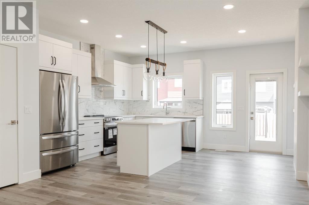 Property at 123 Athabasca Crescent image 3