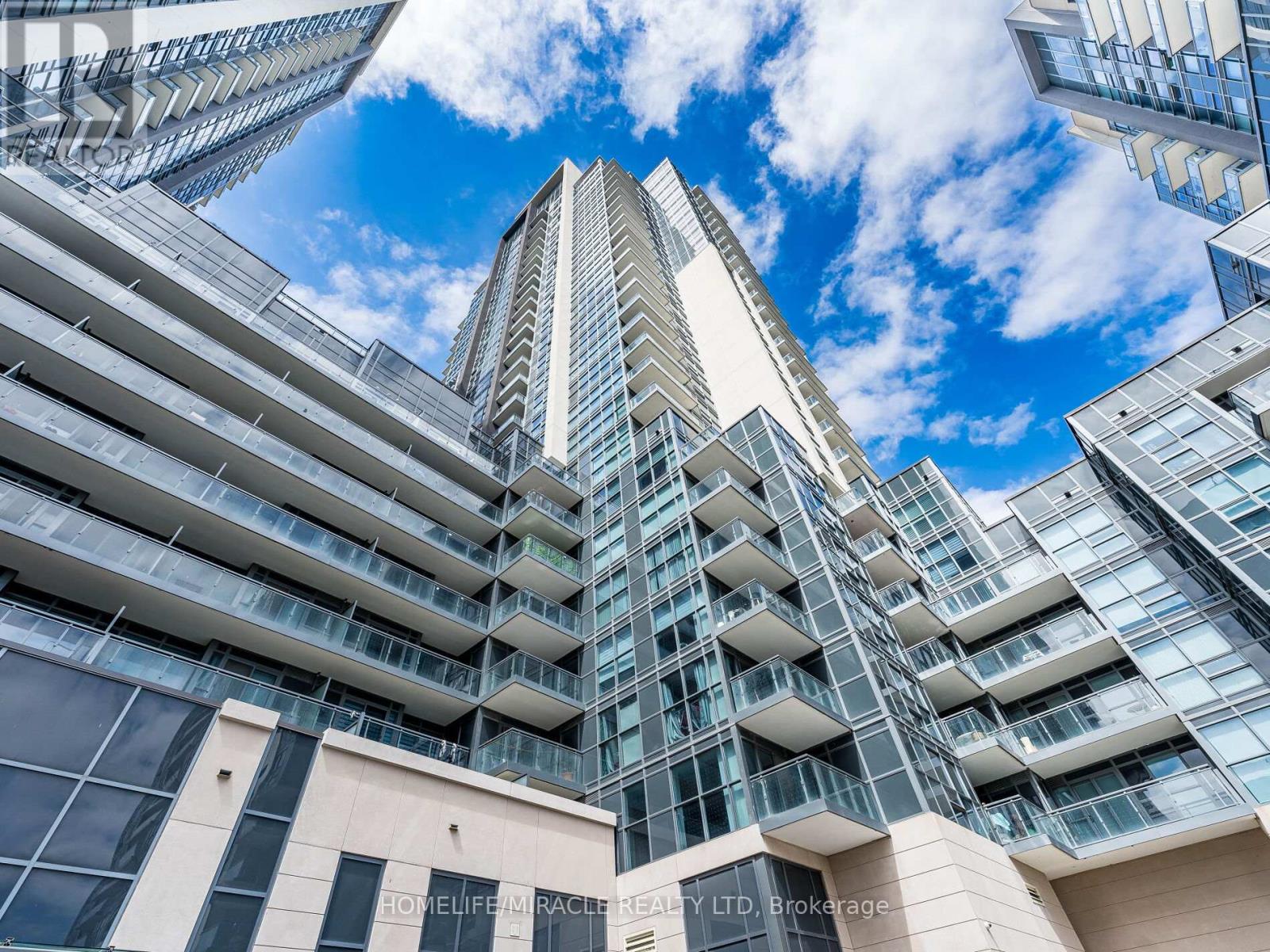 Property at 309 - 30 MEADOWGLEN PLACE image 3