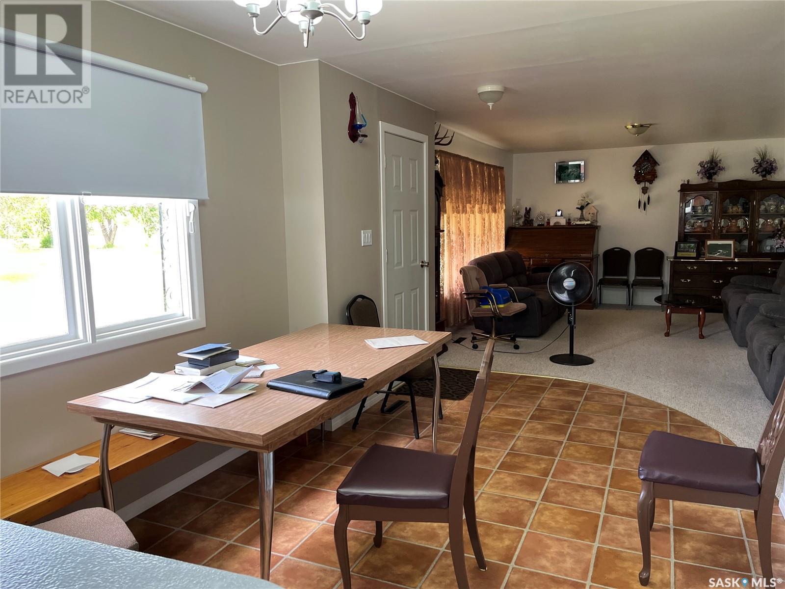 Property at 204 William STREET image 5