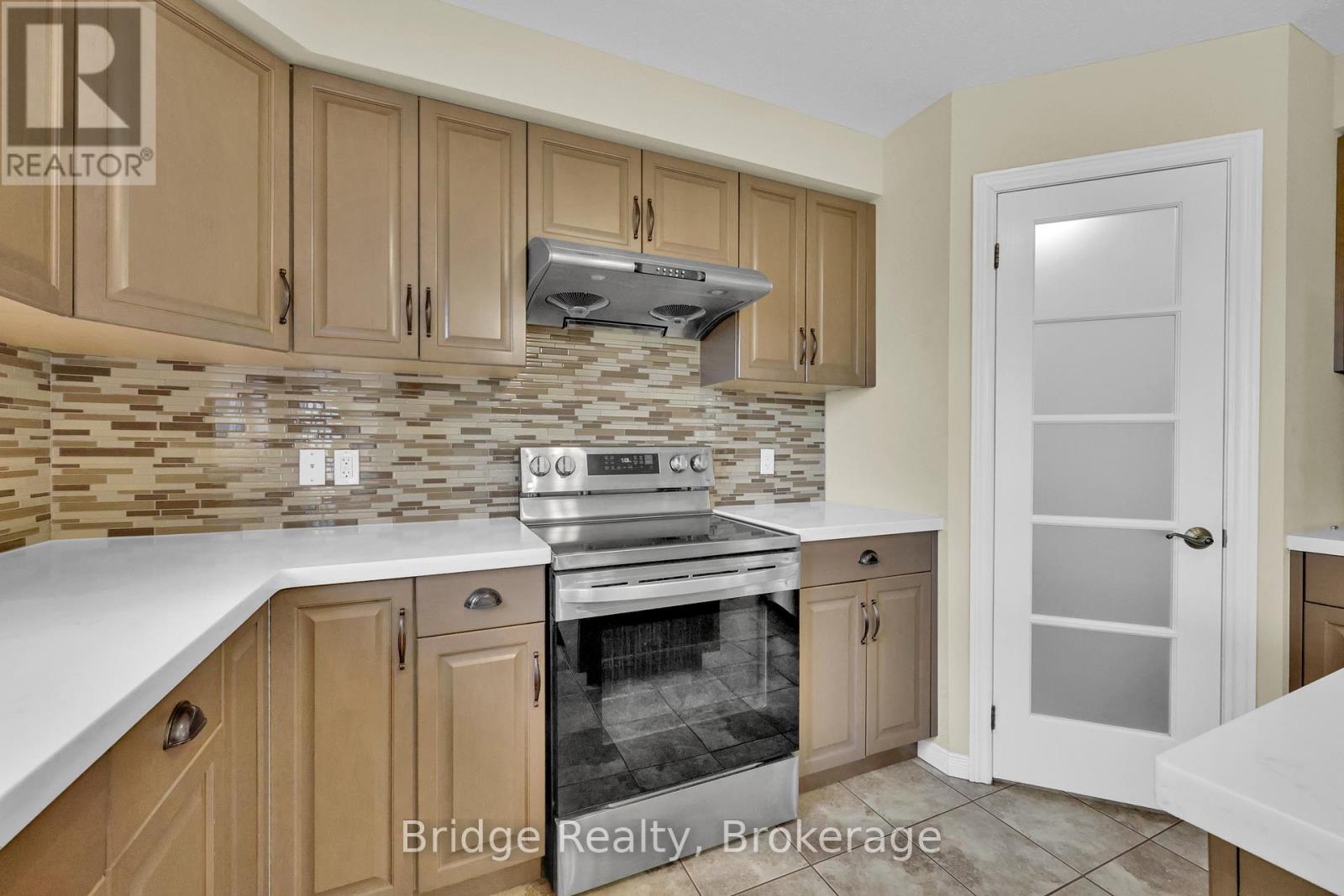 483 Champlain Avenue, Woodstock, Ontario  N4V 0A7 - Photo 11 - X12174911
