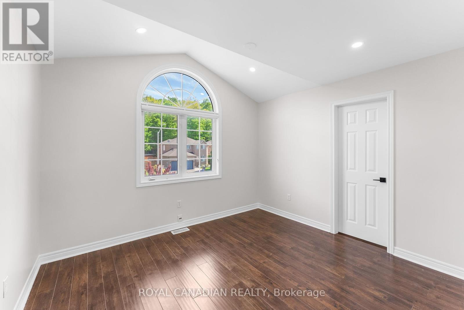 60 Crimson Ridge Road, Barrie, Ontario  L4N 0G7 - Photo 29 - S12180027