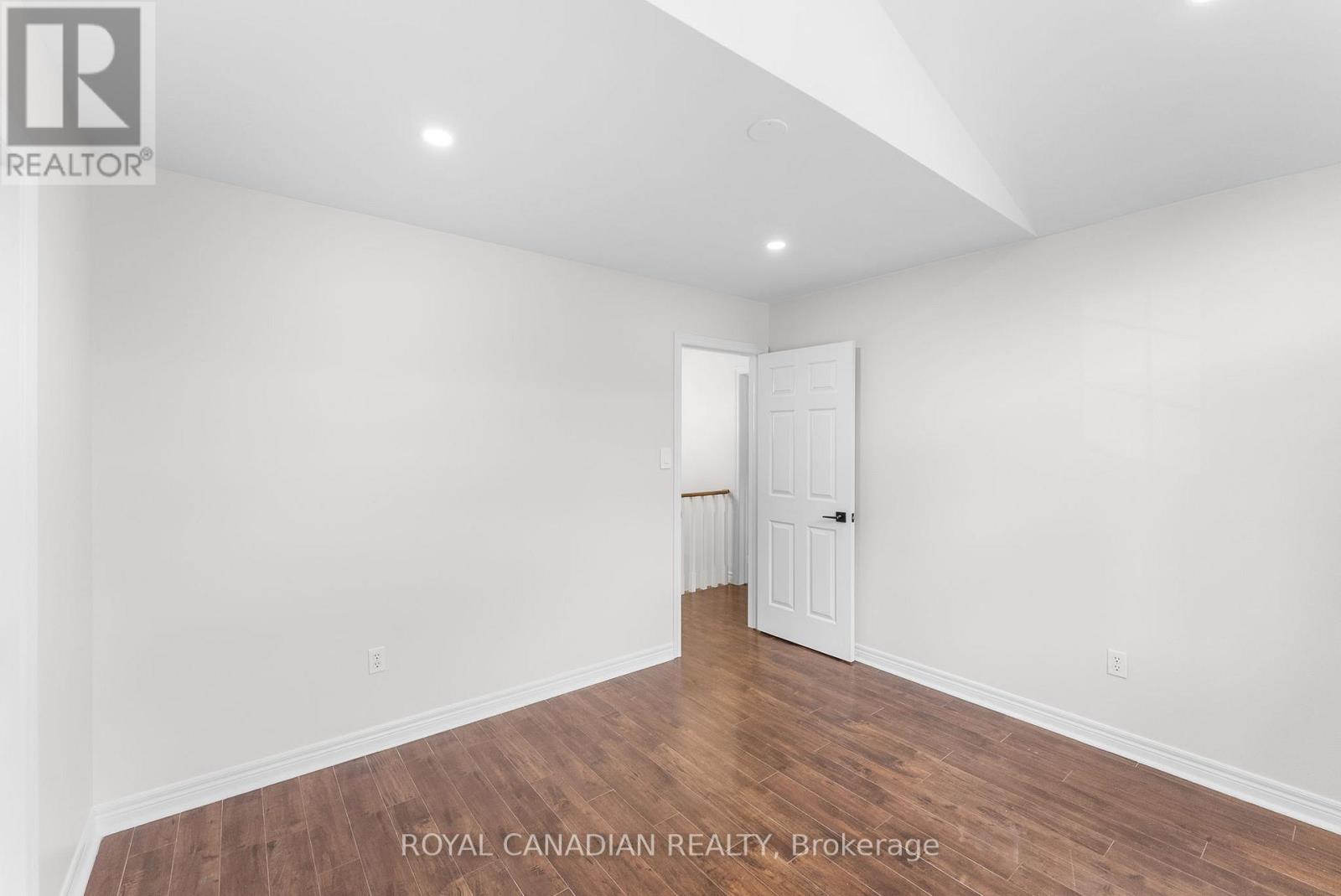 60 Crimson Ridge Road, Barrie, Ontario  L4N 0G7 - Photo 30 - S12180027