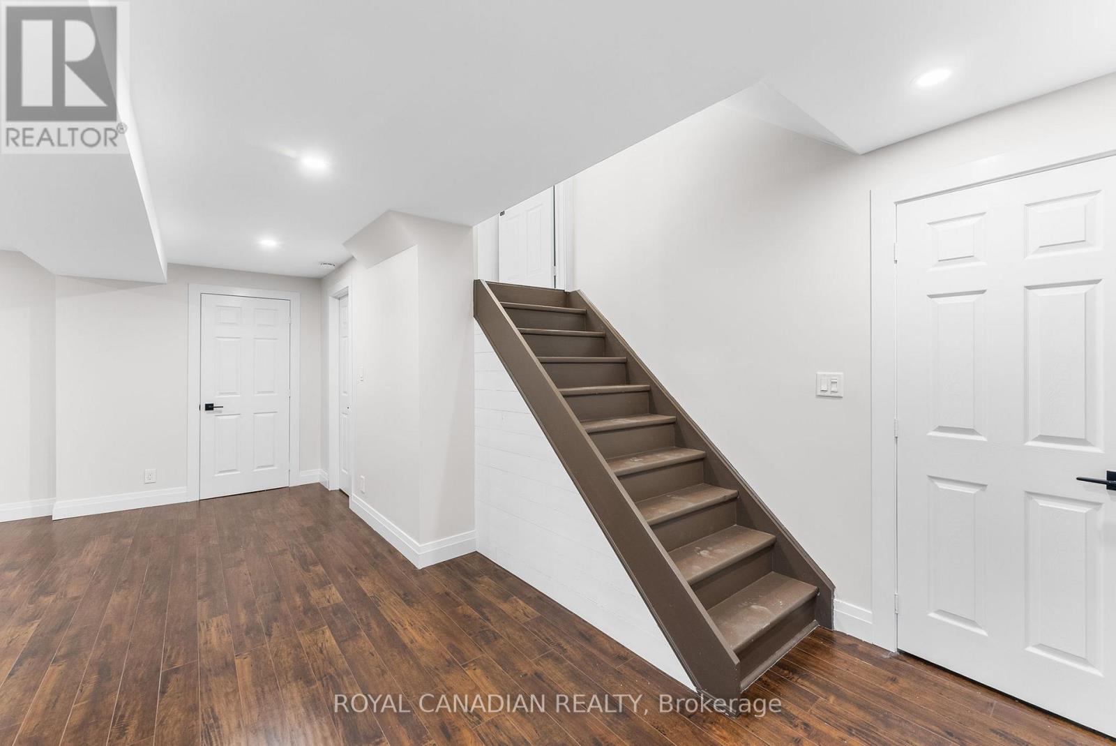 60 Crimson Ridge Road, Barrie, Ontario  L4N 0G7 - Photo 33 - S12180027