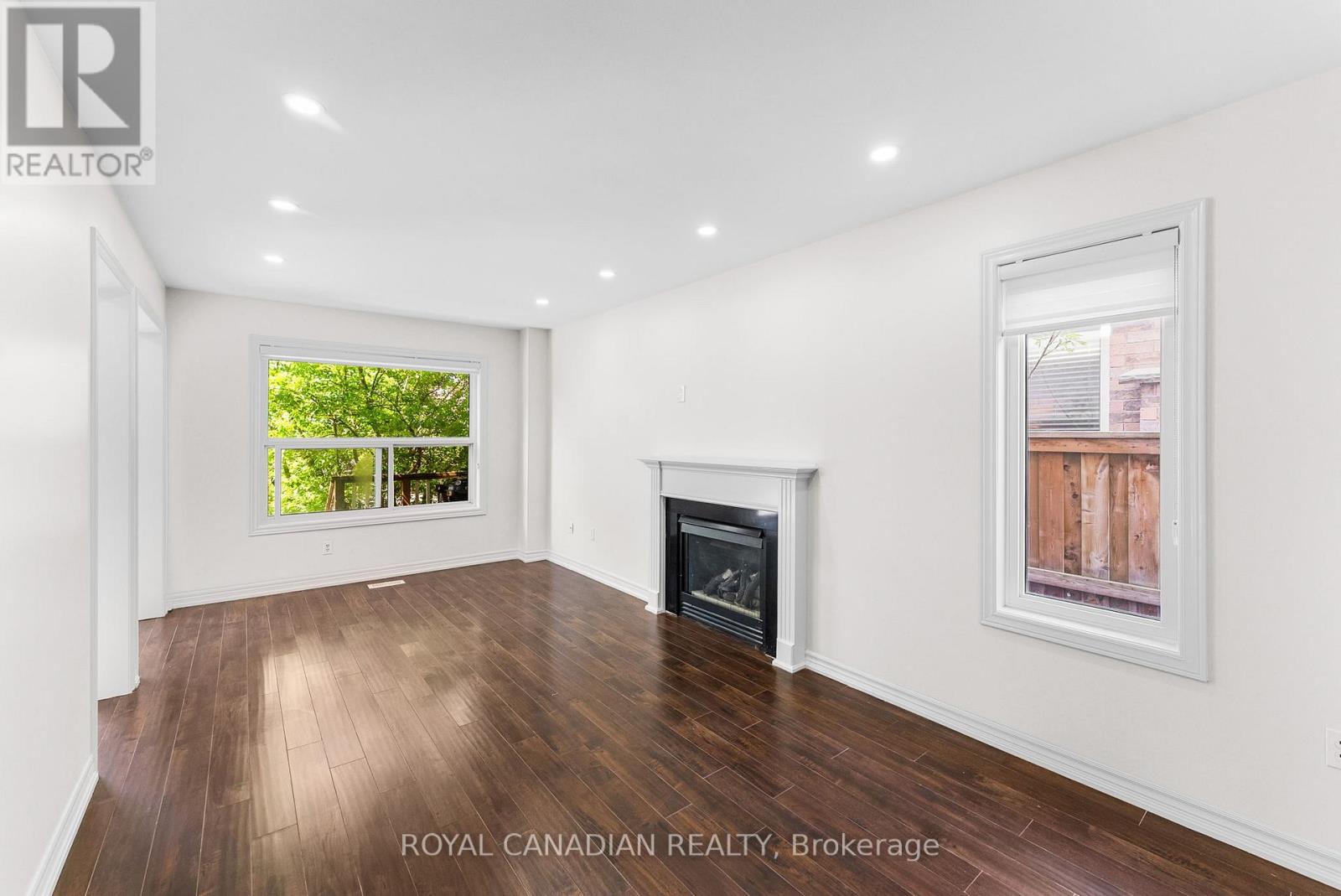 60 Crimson Ridge Road, Barrie, Ontario  L4N 0G7 - Photo 8 - S12180027