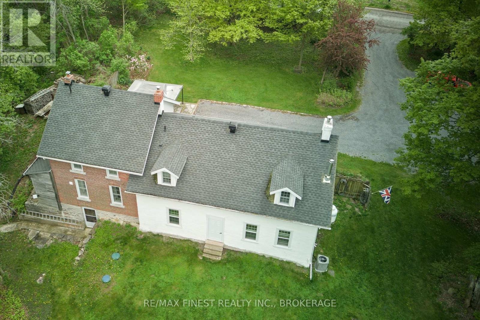 2750 Front Road, Frontenac Islands, Ontario  K0H 2S0 - Photo 45 - X12159508