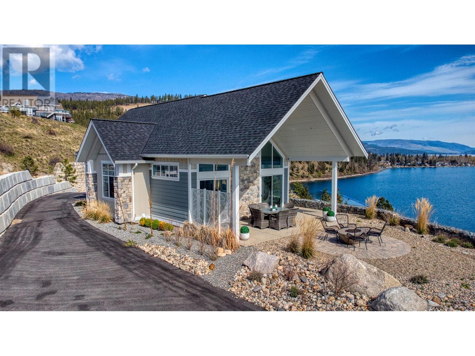 7022 Barcelona Drive Unit# 275, Kelowna, British Columbia