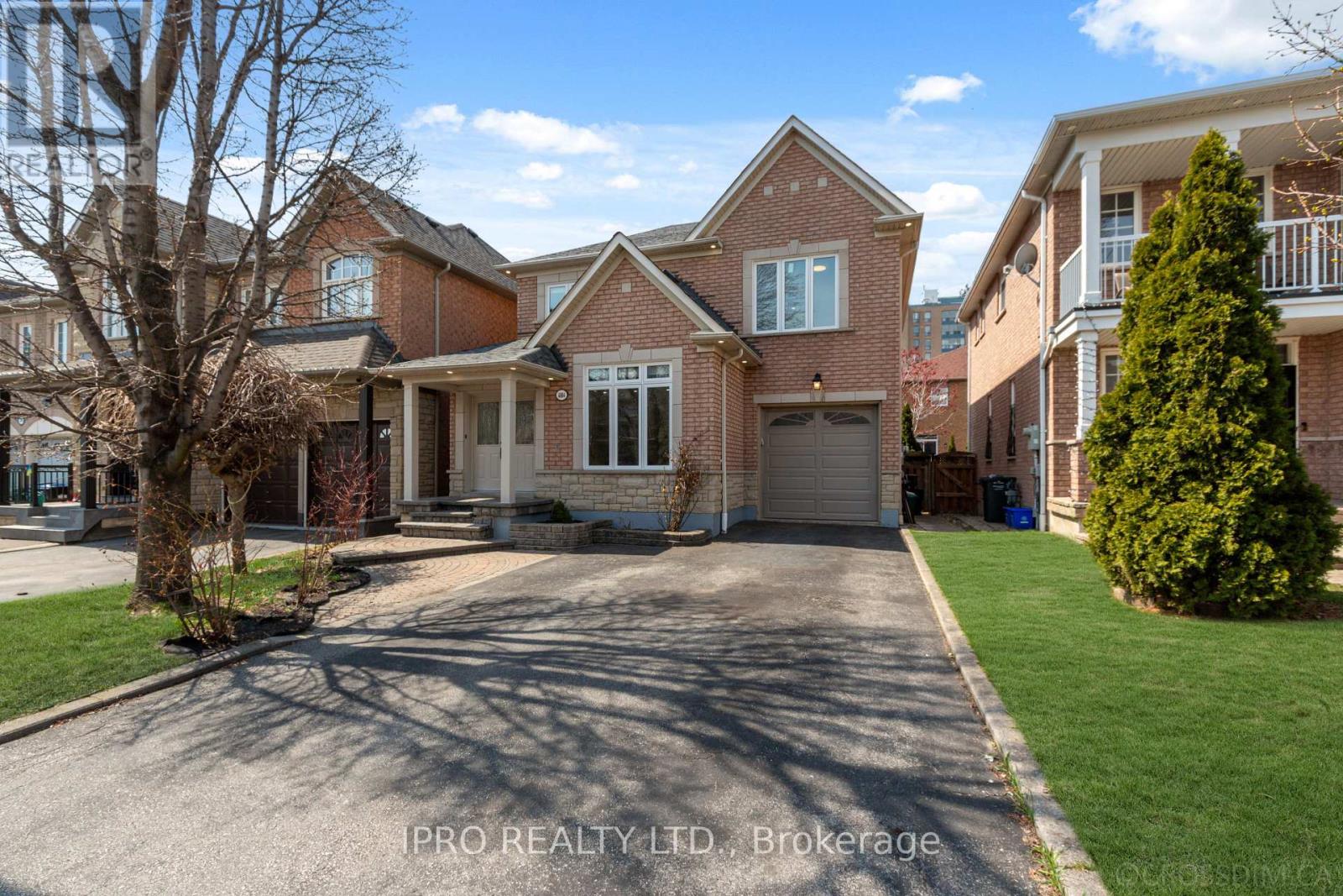 4804 YORKSHIRE AVENUE, Mississauga, Ontario