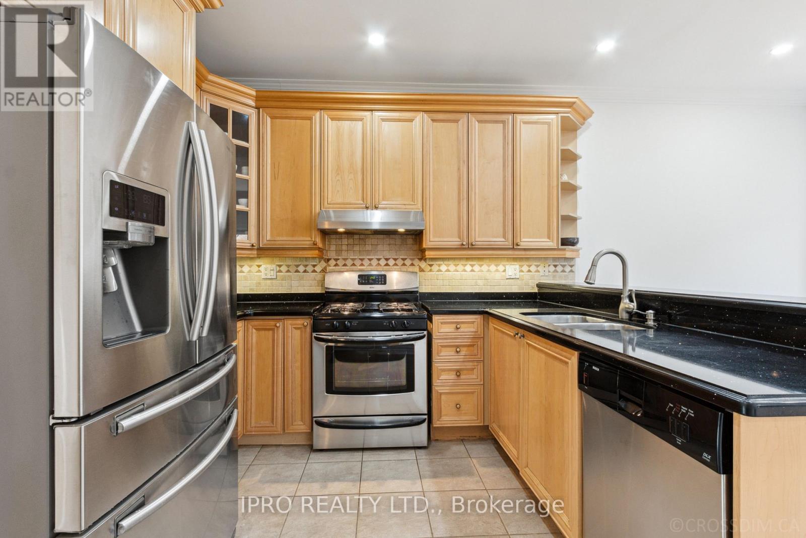 4804 Yorkshire Avenue, Mississauga, Ontario  L4Z 4H3 - Photo 11 - W12179999