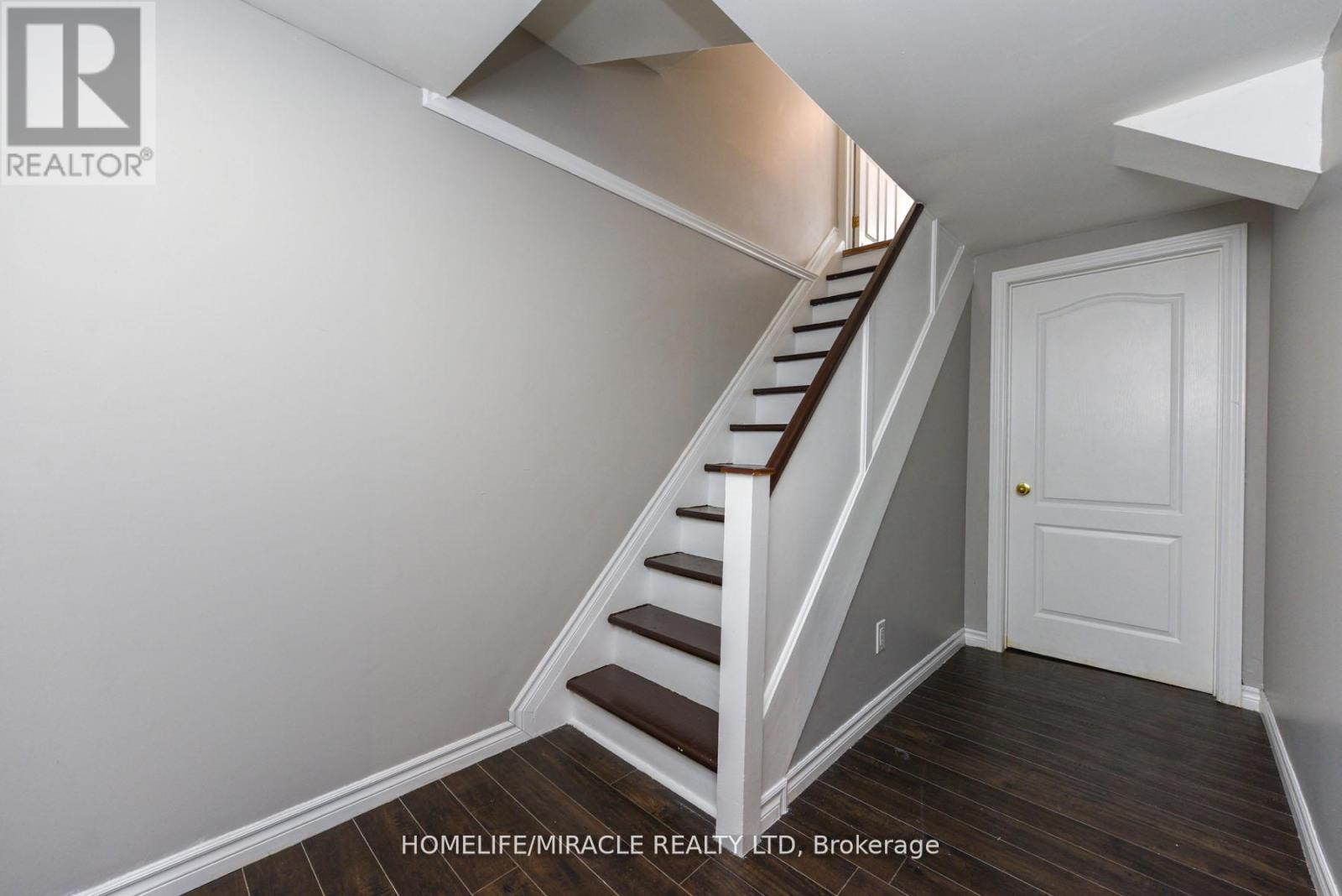 37 Crawley Drive, Brampton, Ontario  L6T 2S2 - Photo 19 - W12180011