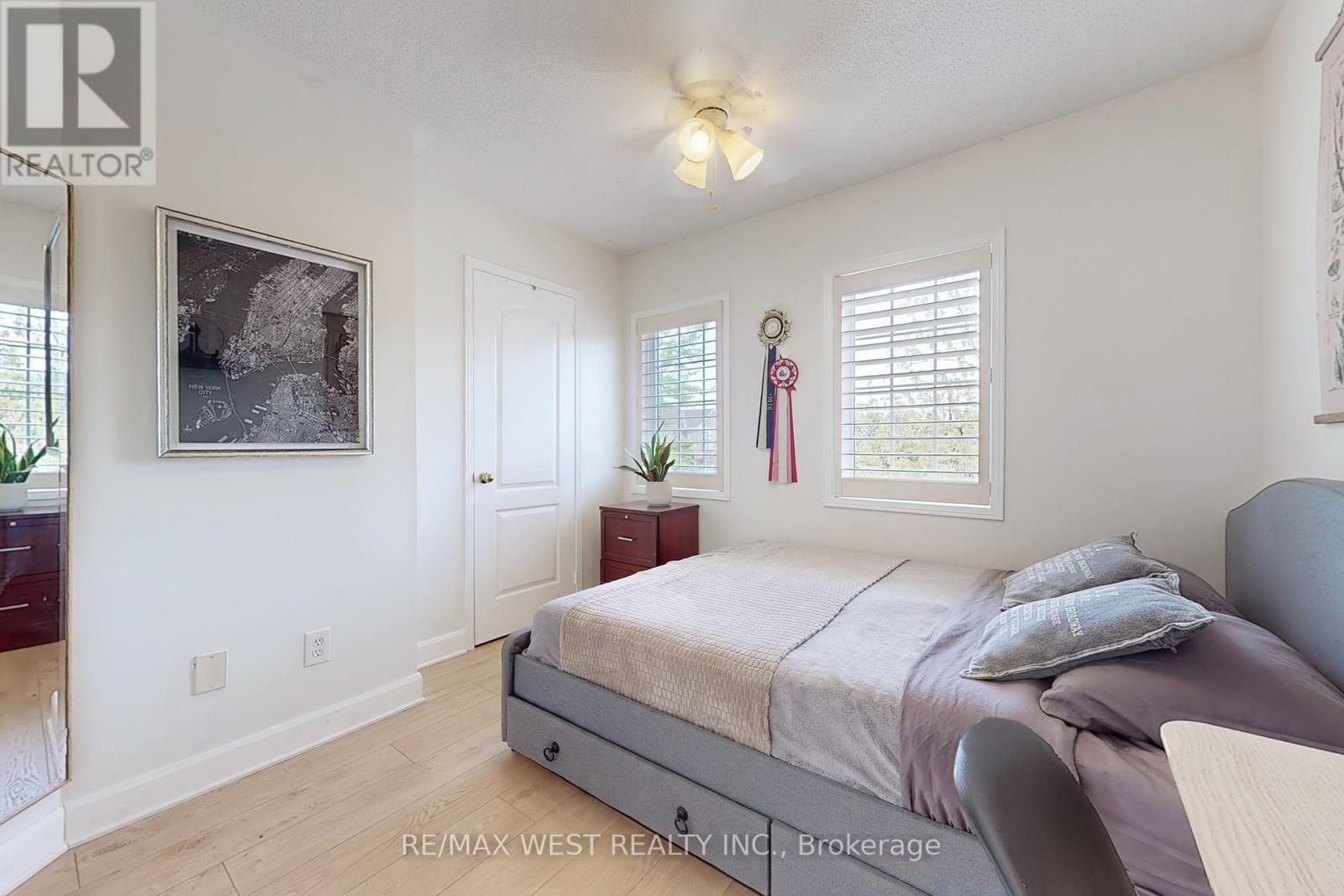 5352 Dryden Avenue, Burlington, Ontario  L7L 6Y7 - Photo 18 - W12180014