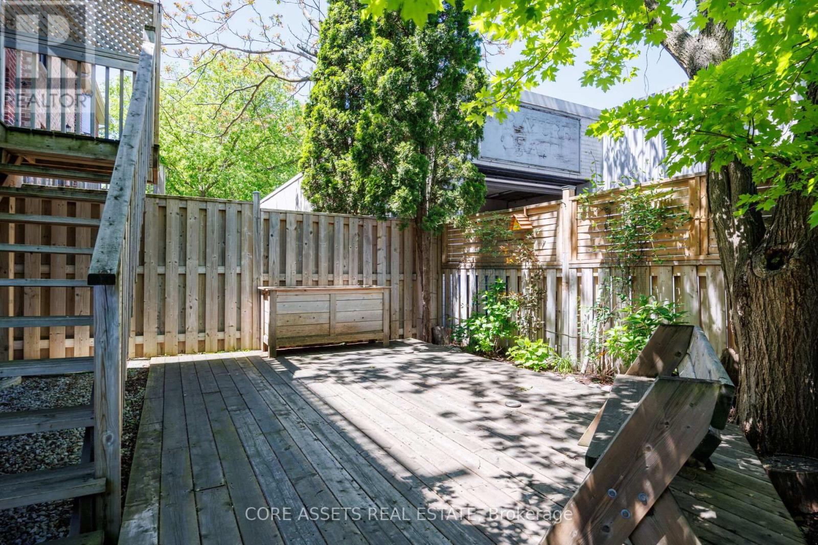 2a Methuen Avenue, Toronto, Ontario  M6S 1Z5 - Photo 13 - W12180032