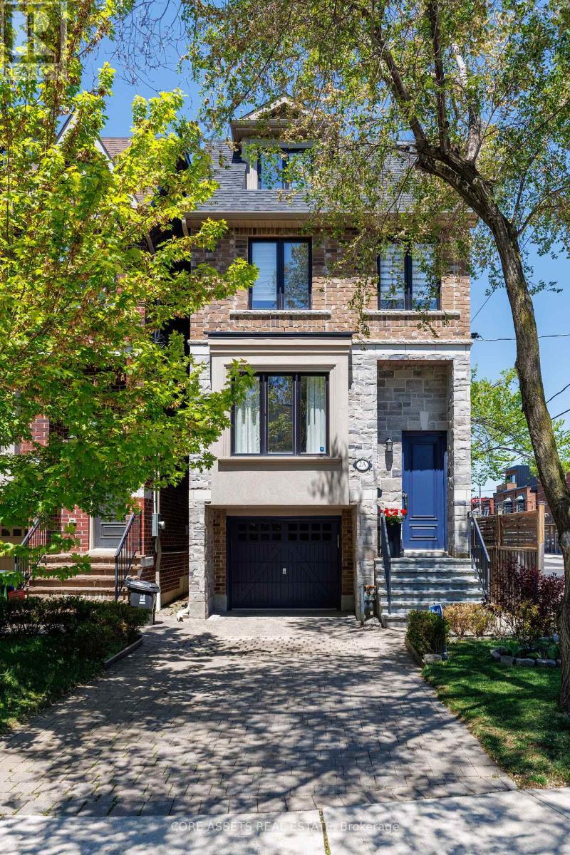 2a Methuen Avenue, Toronto, Ontario  M6S 1Z5 - Photo 2 - W12180032