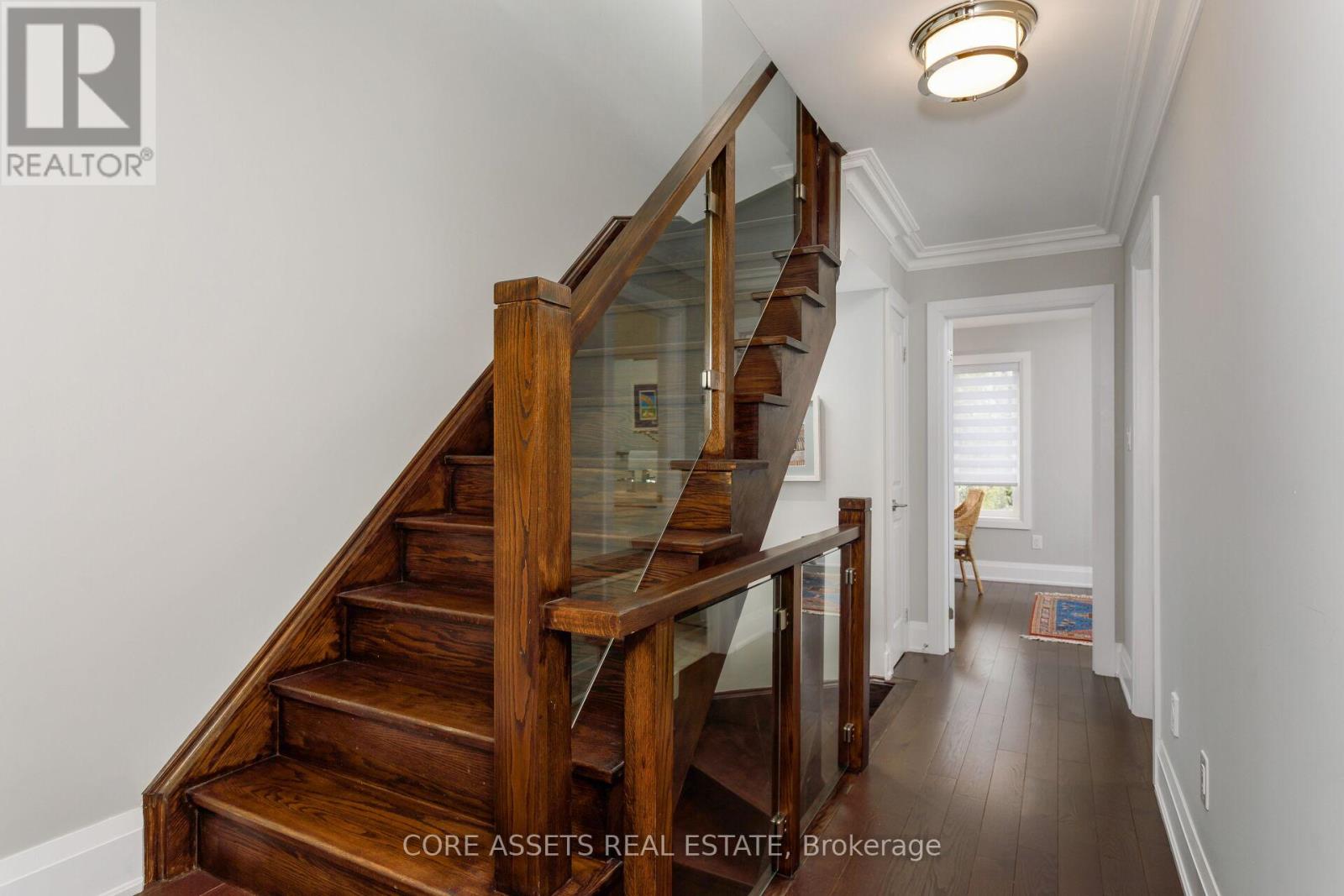 2a Methuen Avenue, Toronto, Ontario  M6S 1Z5 - Photo 25 - W12180032