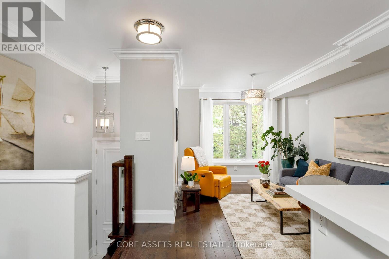 2a Methuen Avenue, Toronto, Ontario  M6S 1Z5 - Photo 4 - W12180032