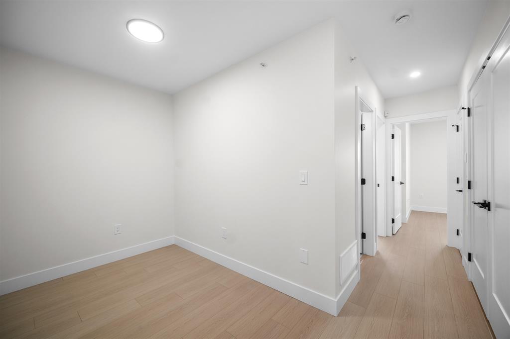 20516 75 Avenue, Langley, British Columbia  V2Y 1V5 - Photo 15 - R3008410