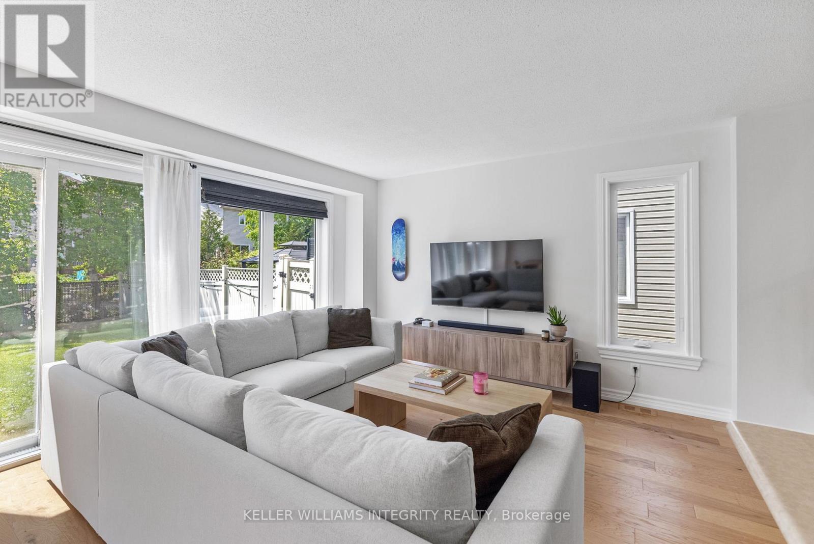 4256 Kelly Farm Drive, Ottawa, Ontario  K1T 0A6 - Photo 14 - X12180080