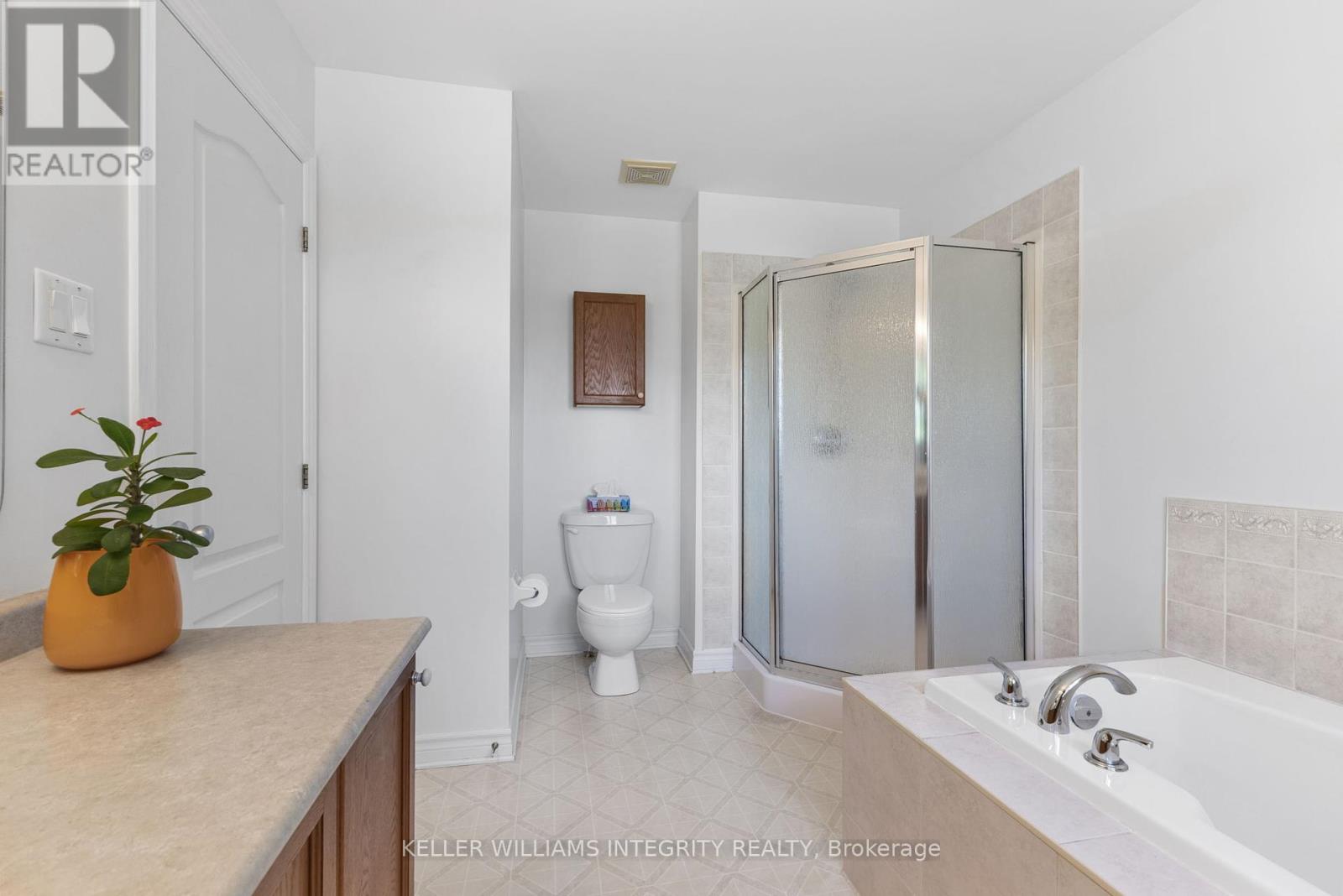 4256 Kelly Farm Drive, Ottawa, Ontario  K1T 0A6 - Photo 29 - X12180080