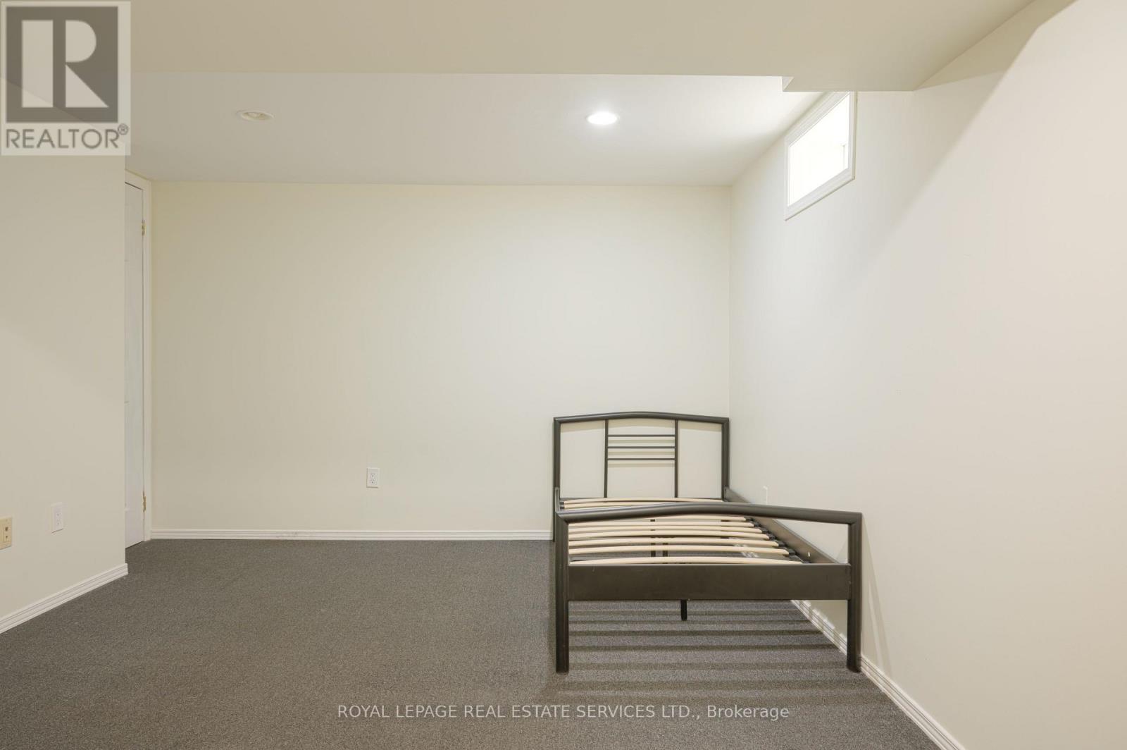 13 - 215 Trudeau Drive, Sarnia, Ontario  N7S 4T5 - Photo 25 - X12180015